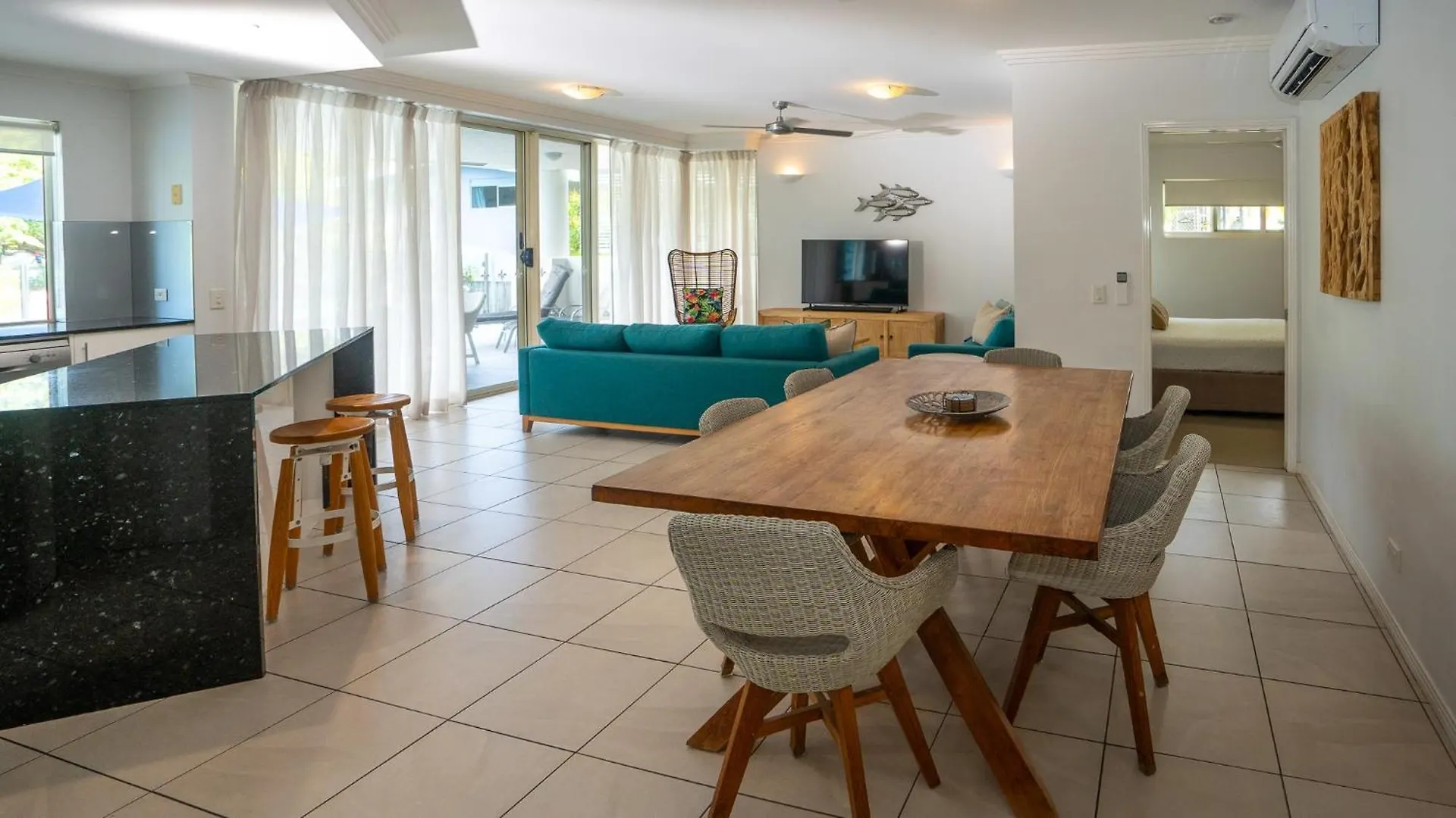 Waters Edge Apartment Cairns 5*,