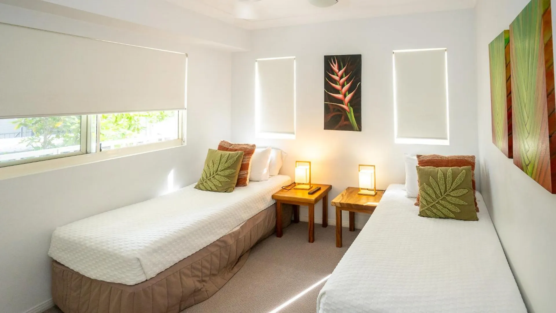 Aparthotel Waters Edge Apartment Cairns