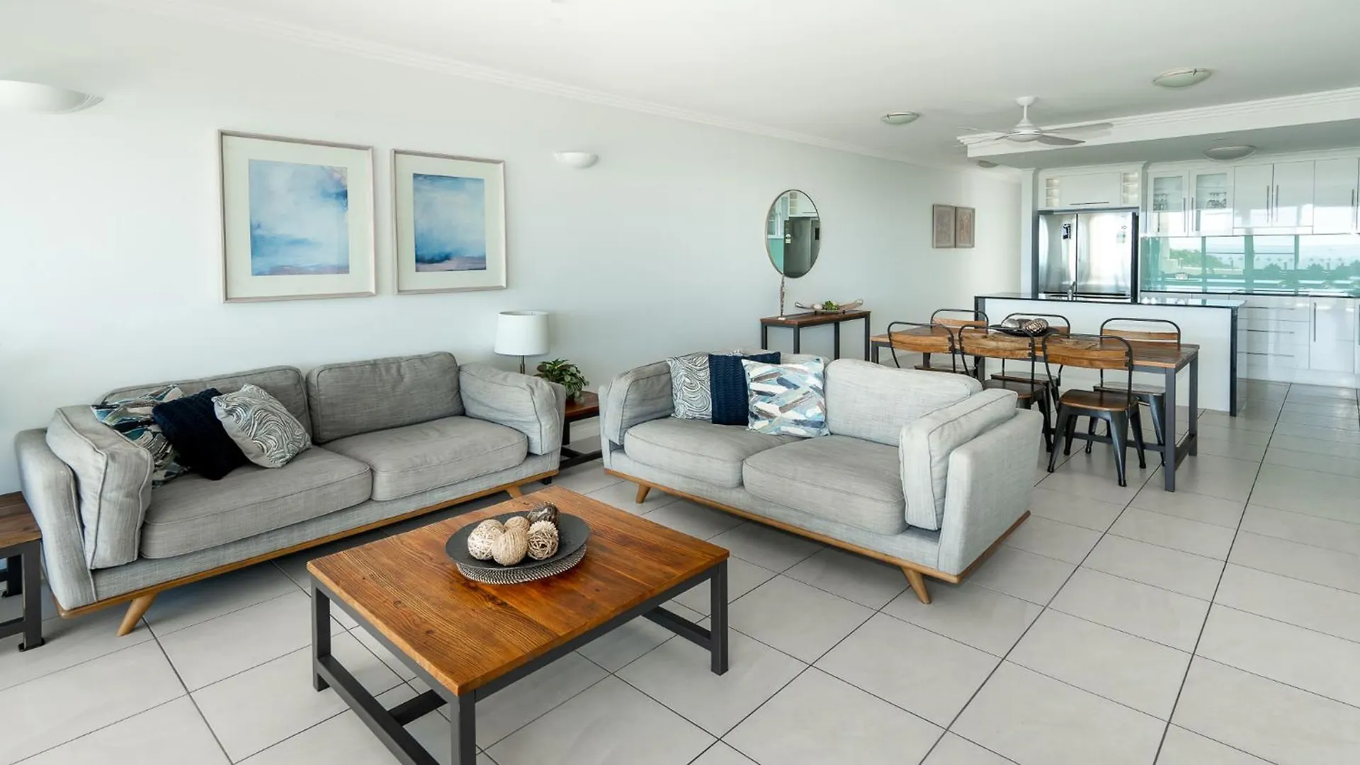 ***** Aparthotel Waters Edge Apartment Cairns Australia